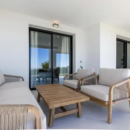 Mirador - Hills Апартаменти *