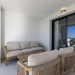 Mirador - Hills *